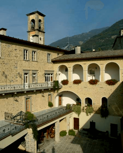 Palazzo Quadrio Palazzo Quadrio